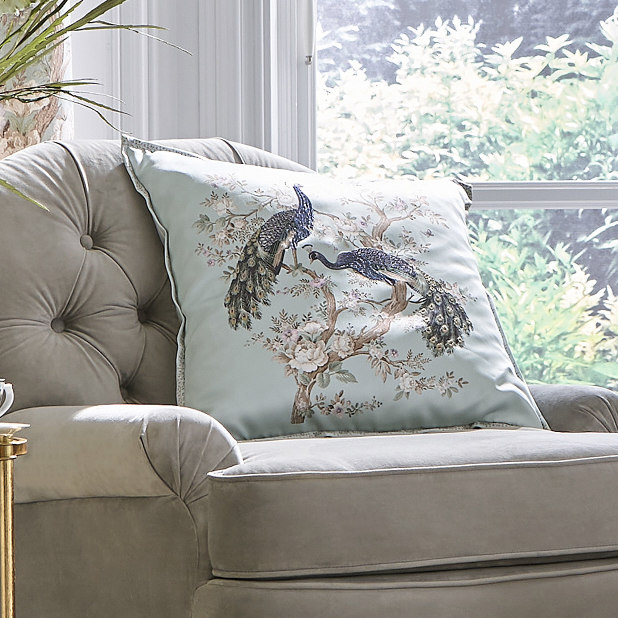 sierkussen laura ashley belvedere duckegg