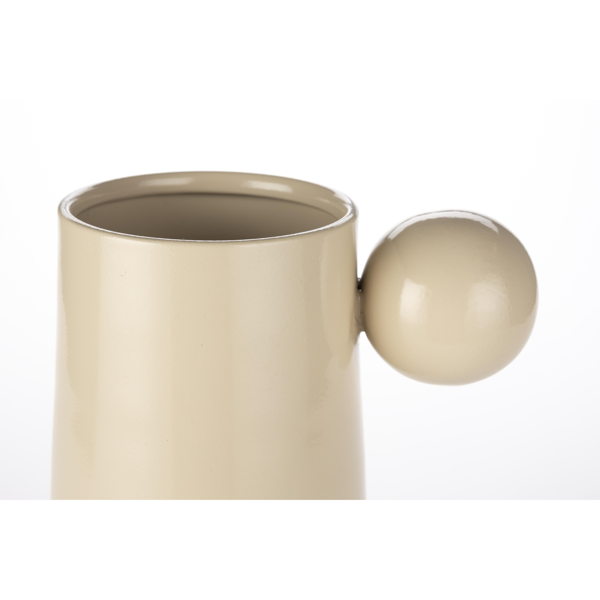 DOT VASES