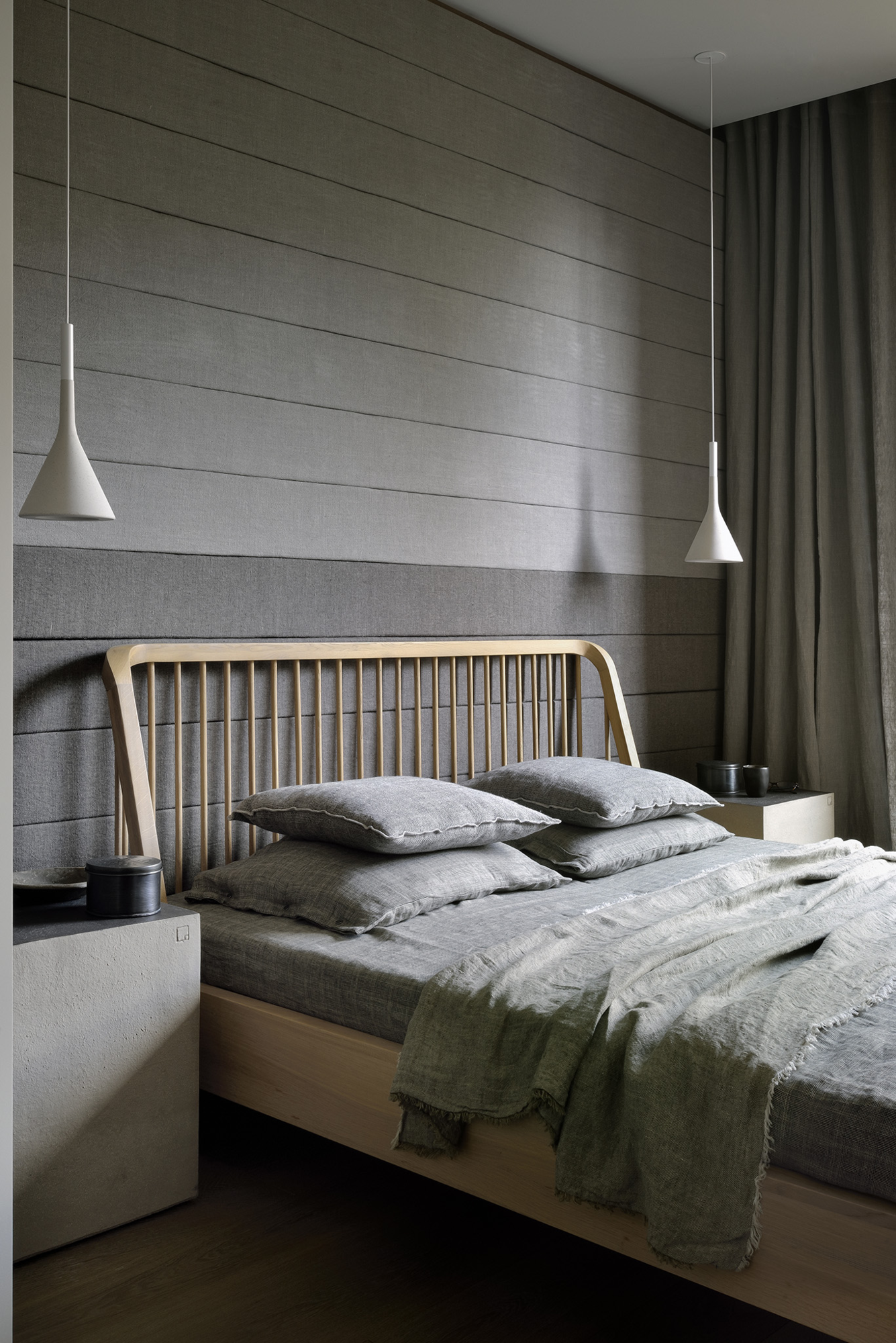 Ethnicraft bed Spindle Oak 160x200