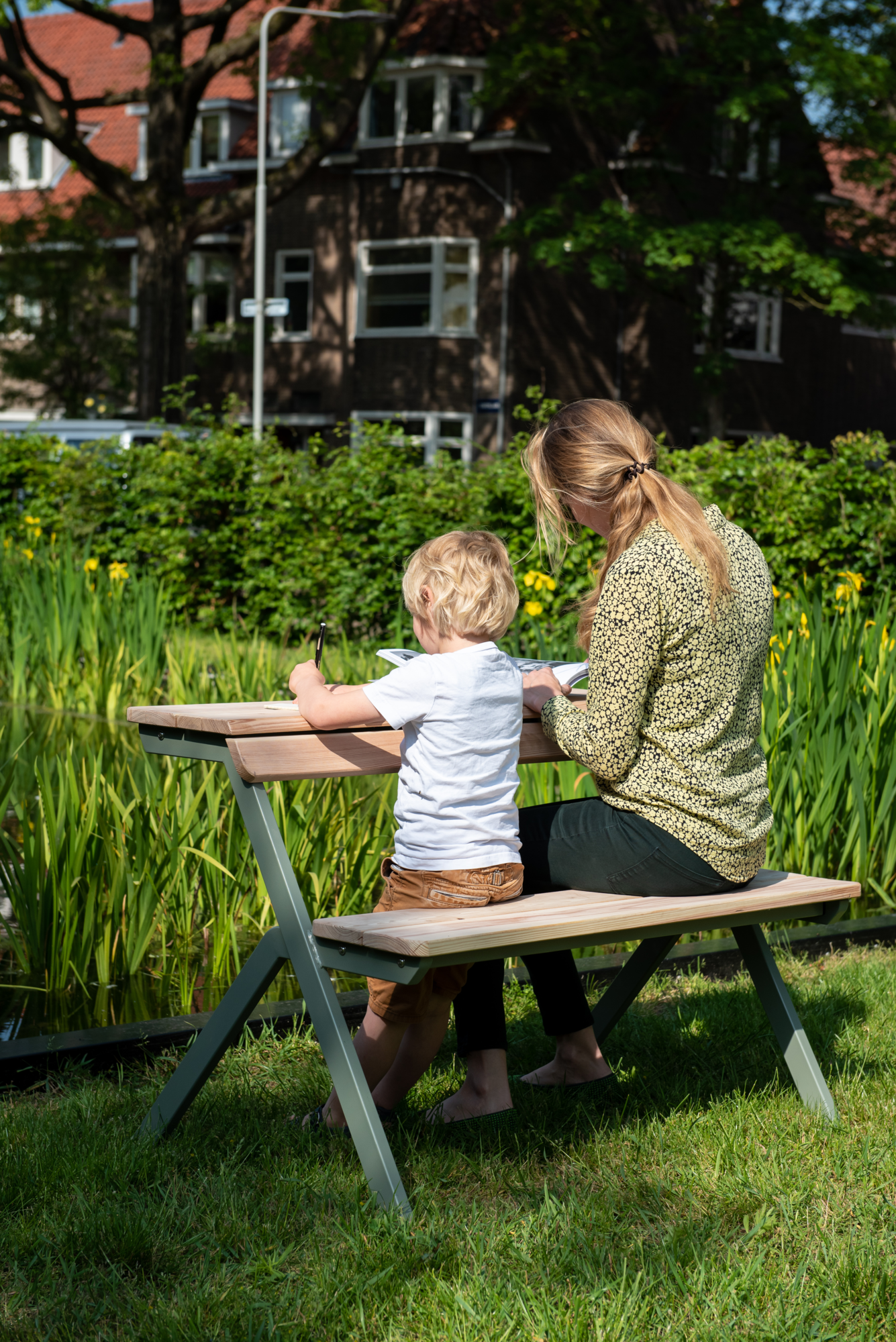 Weltevree Tablebench