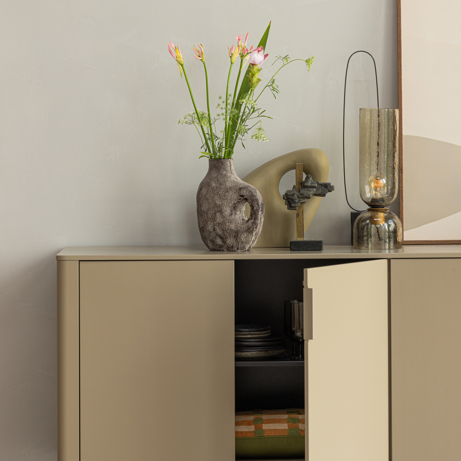 Gunnar dressoir 200 cm grenen mud [fsc]