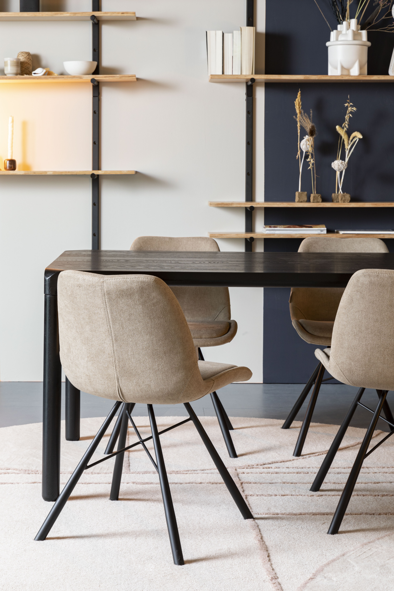 Zuiver Storm Eettafel Zwart