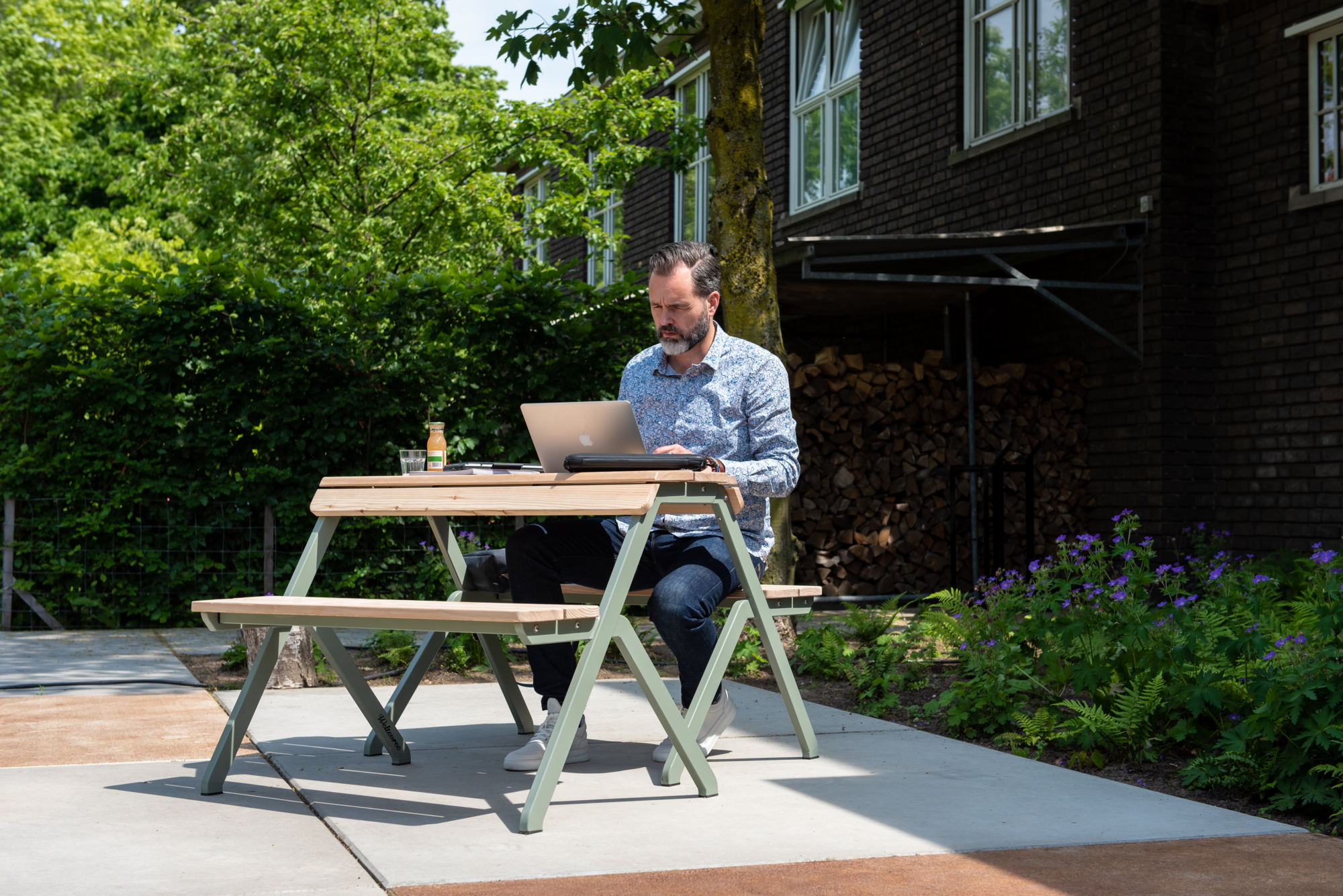 Weltevree Tablebench