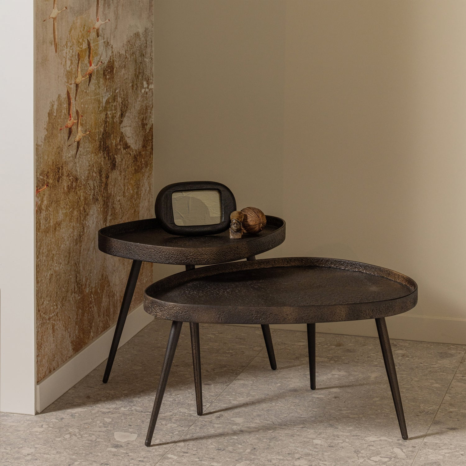 Crude bijzettafels antique brons - set van 2