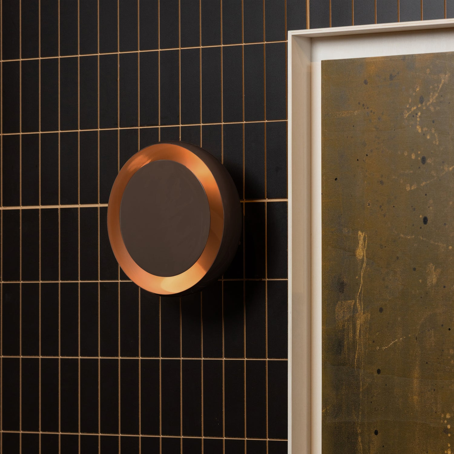 Gloomy wandlamp rond metaal zand