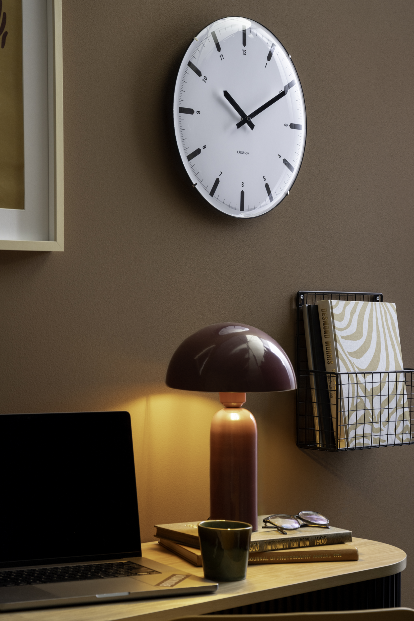 Wandklok Realista Dome