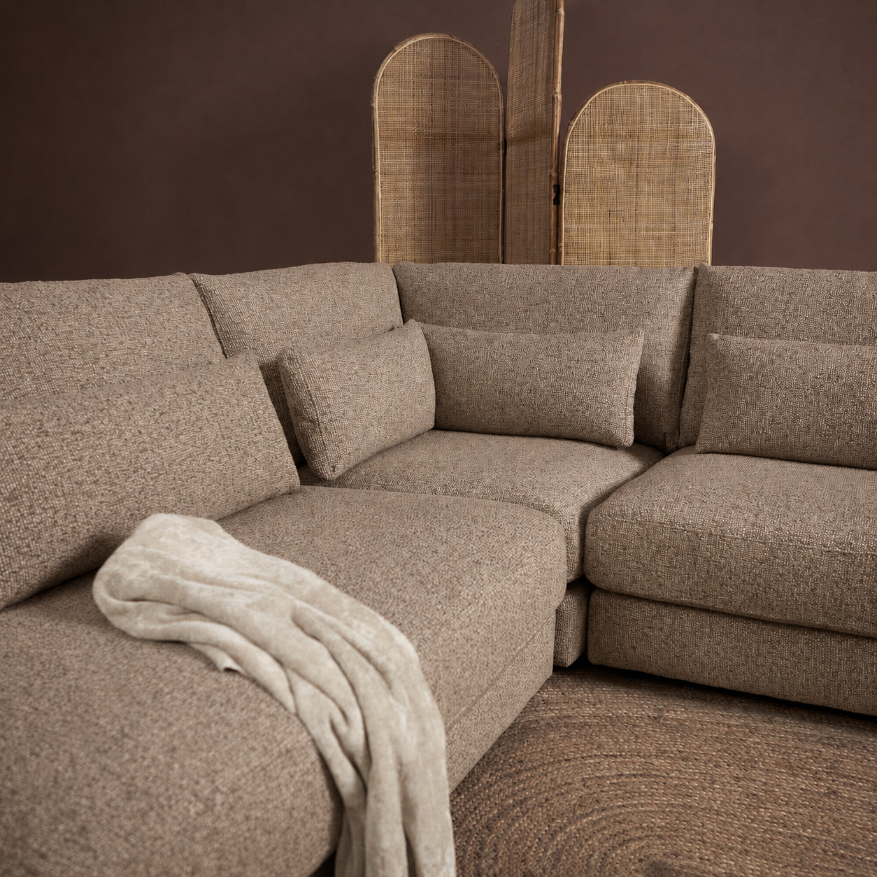 U Bank Lusaro Taupe