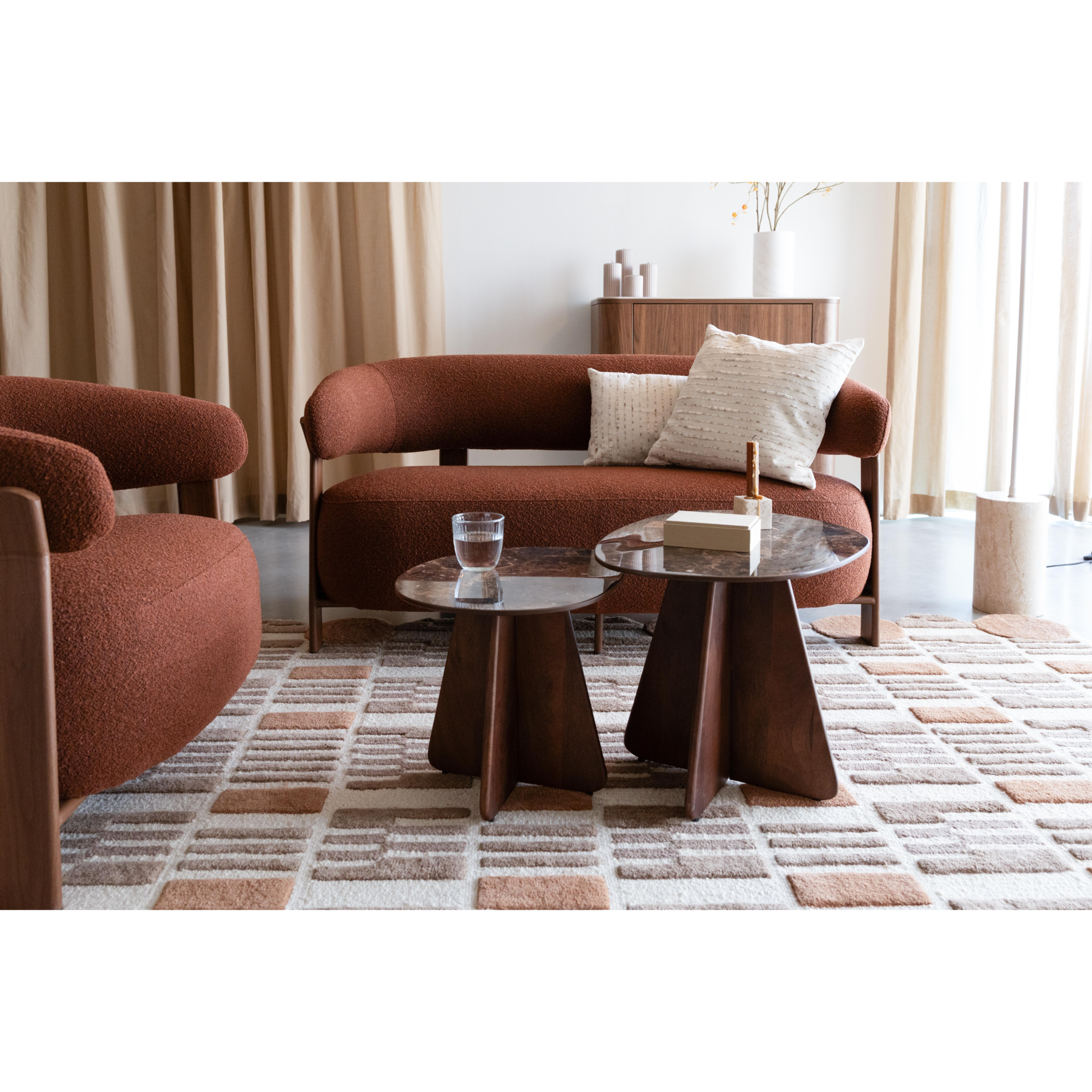 ROBYN SOFA