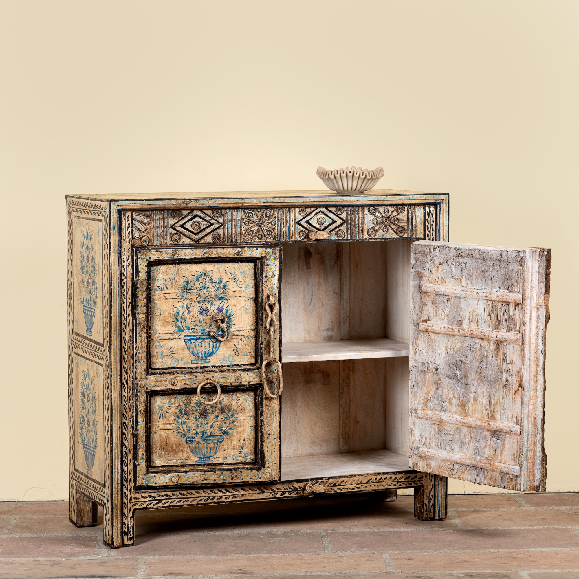 Dressoir Prithvi 