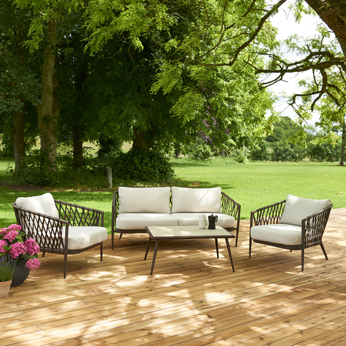Marloes 4 delige tuin loungeset beige