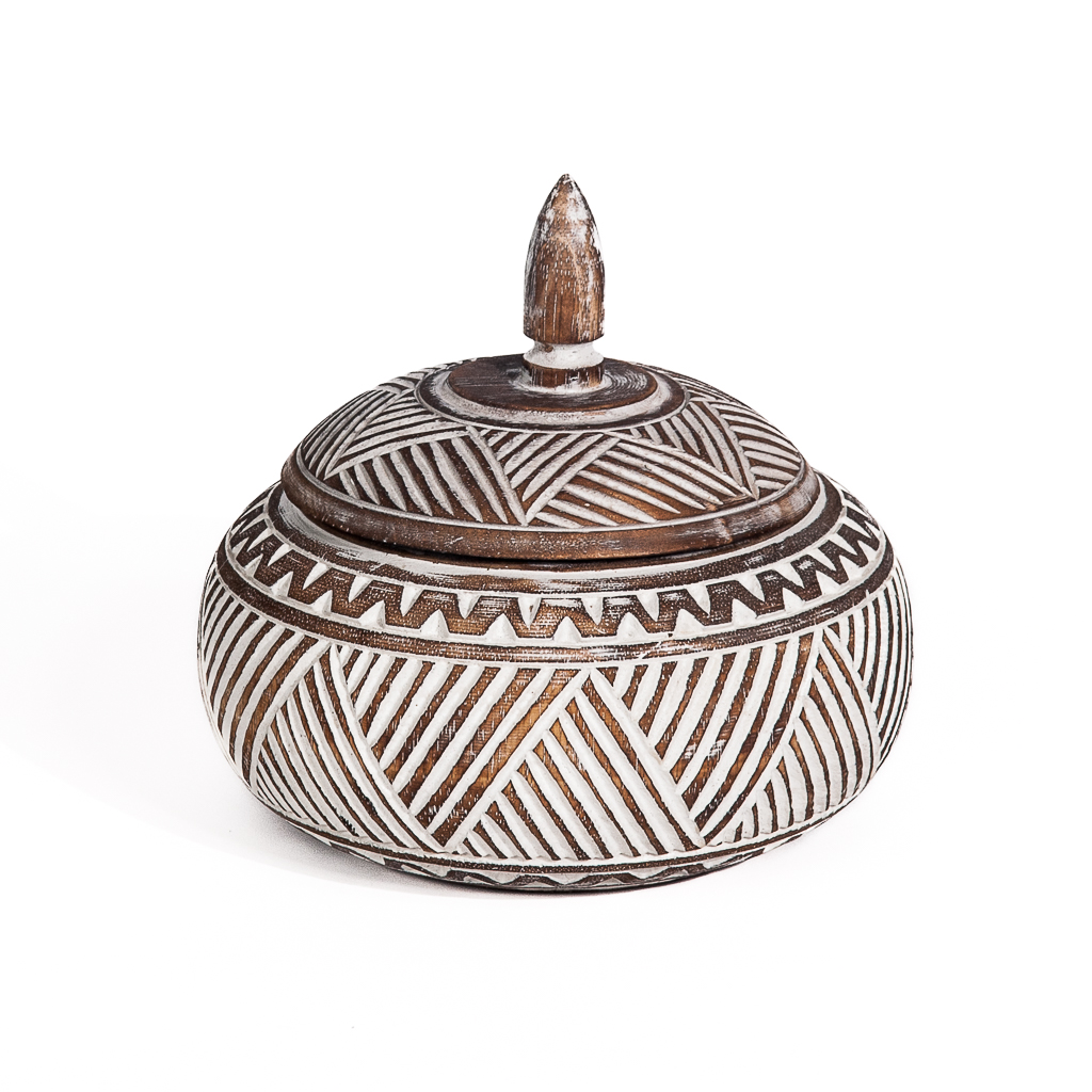 Houten pot Menemum en Lingkaran