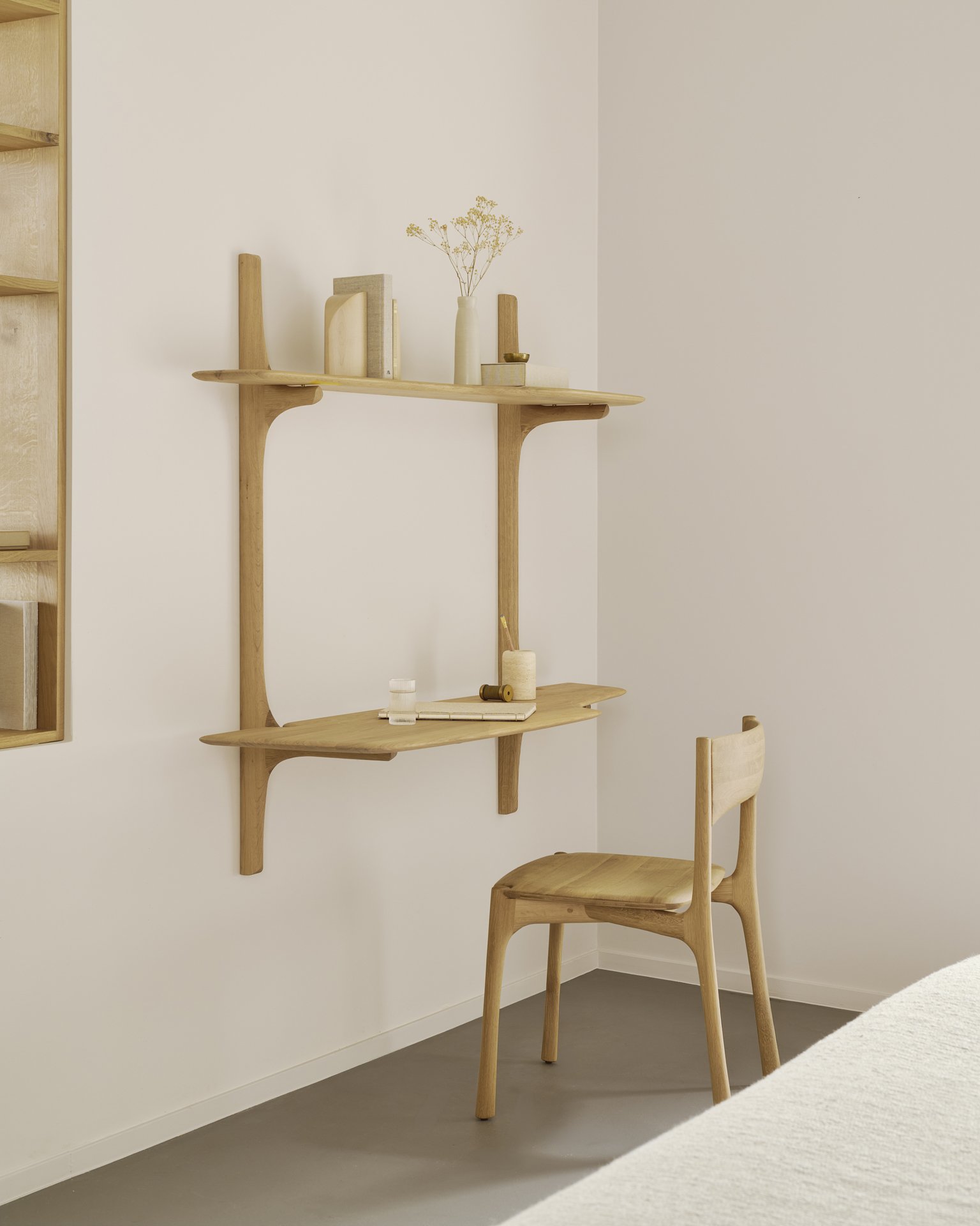 PI wandbureau - eiken gelakt - 140