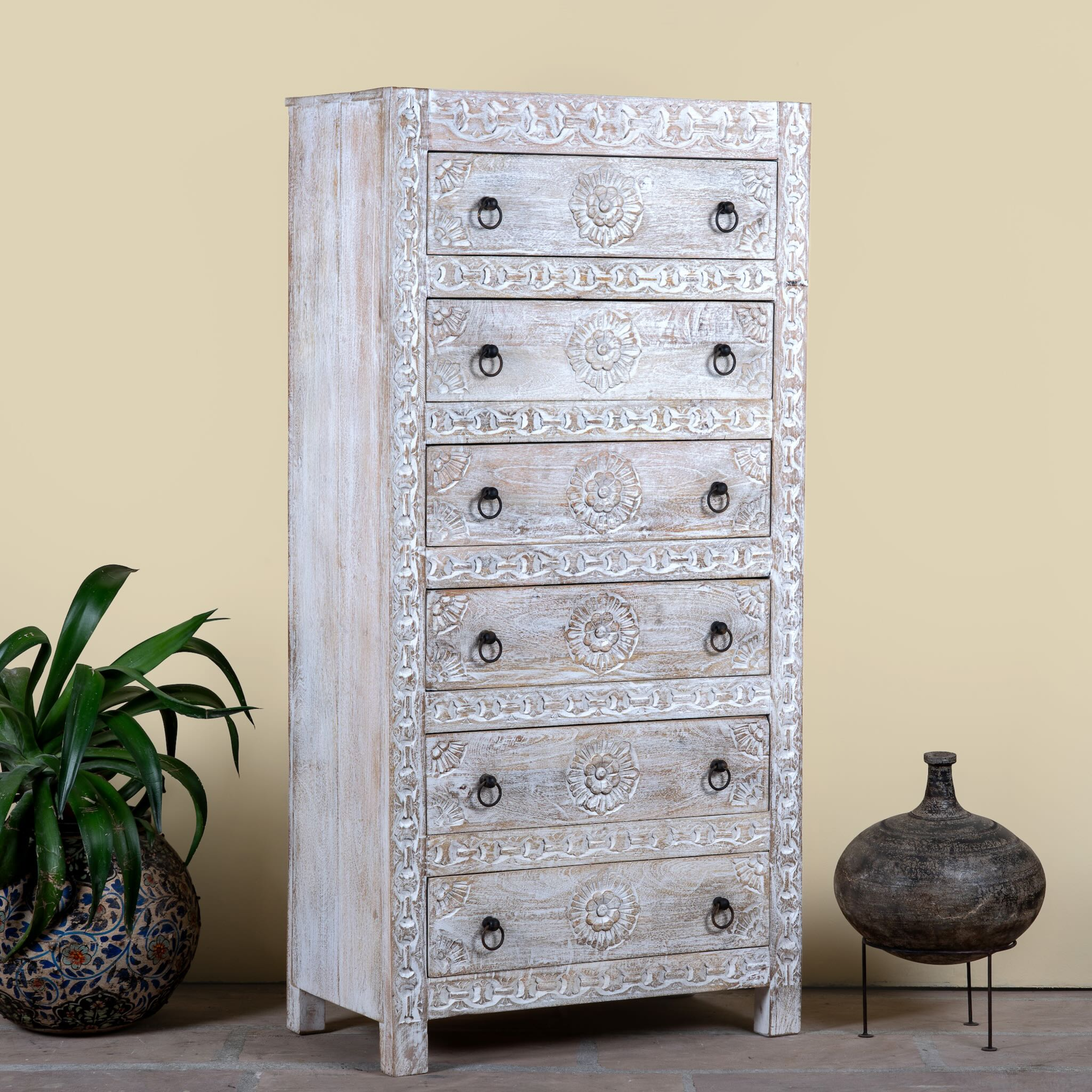 Abhi - Handgesneden Mangohouten Ladenkast Wit