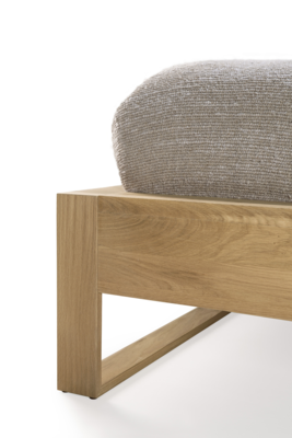 Ethnicraft bed Nordic II Oak 180x200 cm