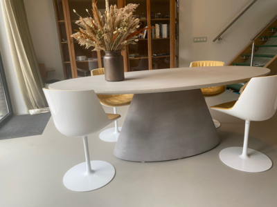 Bogard beton tafel ovaal | Light-grey