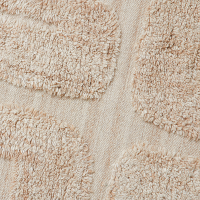Tufted rug limestone