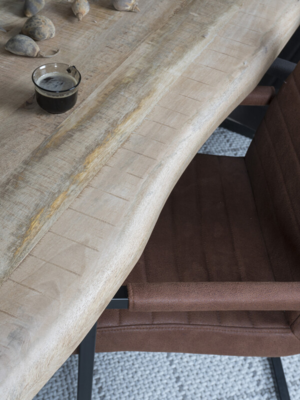 Eettafel Uvra 180 cm