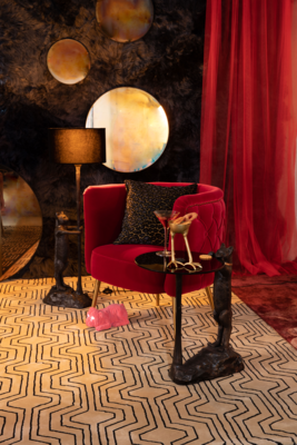 Bold Monkey spiegel Peek into the cosmos