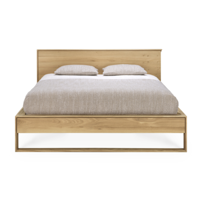 Ethnicraft bed Nordic II Oak 180x200 cm