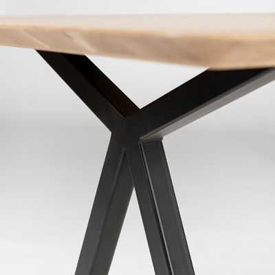 Studio HENK tafel Slim X-type Rechthoekig - zwart frame, gerookte beits