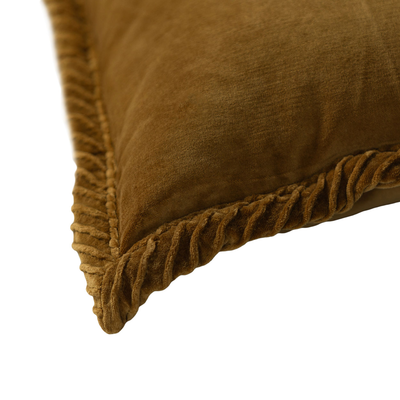 Sierkussen Tucked border