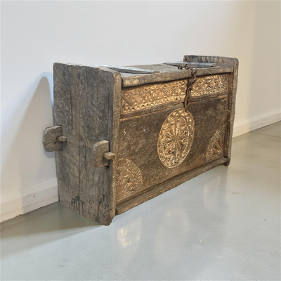 Himachal primitieve box uniek