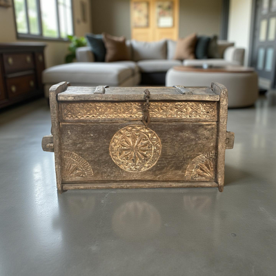 Himachal primitieve box uniek