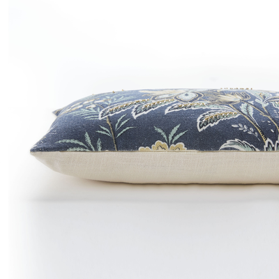 sierkussen laura ashley marlbrook dusky seaspray