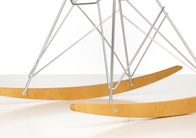 Vitra schommelstoel Eames RAR Armchair