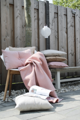 Plaid bouclé oud roze