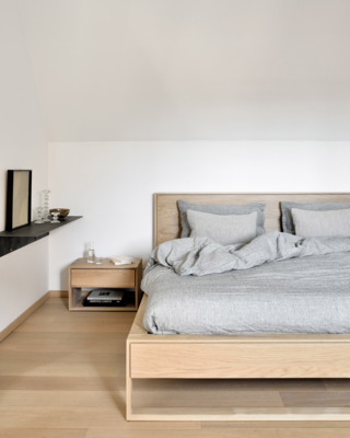 Ethnicraft bed Nordic II Oak 180x200 cm
