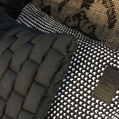 CUSHION 3D WEAVE 45x45CM