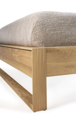 Ethnicraft bed Nordic II Oak 180x200 cm
