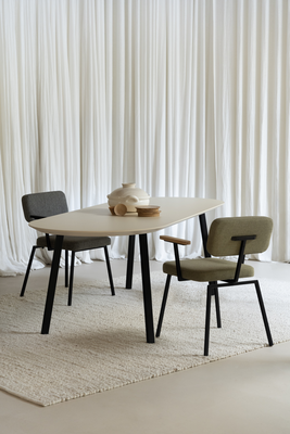Studio HENK tafel New Classic Plat ovaal, zwart frame - Smart Collectie