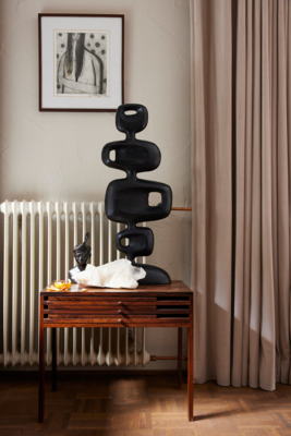 HKliving aluminium sculpture Heavy black