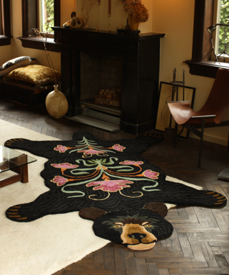Doing Goods Blooming Black Bear Rug XL