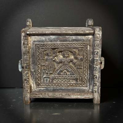 Kistje primitief uniek