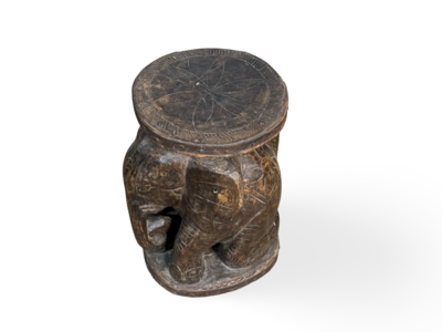 Kruk/bijzettafel olifant uniek