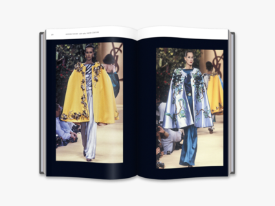 Thames &amp; Hudson boek Yves Saint Laurent Catwalk