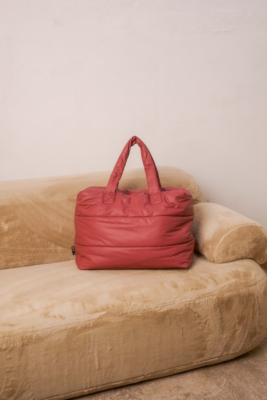 Tinne+Mia Tas Camill Big Puffy Weekend Bag Red