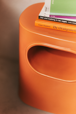 HKliving sidetable Space