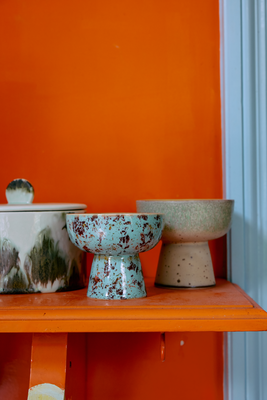 HK ceramics tapas bowl on base S patina