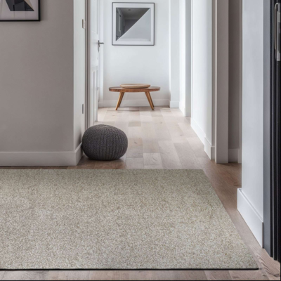 Modern Mist wit gestructureerd vloerkleed met stippenpatroon