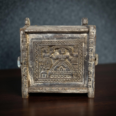 Kistje primitief uniek