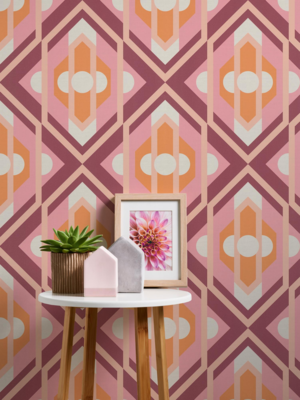 Vliesbehang met geometrische ornamenten in retrostijl - oranje, roze, wit