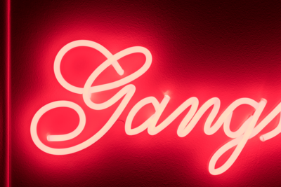 Bold Monkey wandlamp Gangsters non social sign