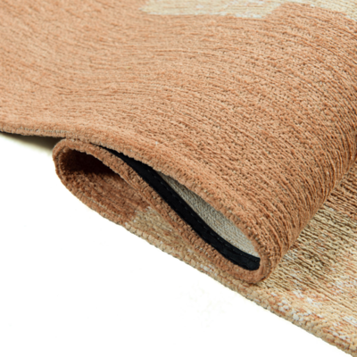 Skip modern design vloerkleed met roze en beige geometrisch patroon