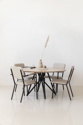 Studio HENK tafel Butterfly Rond Quadpod - wit frame, hardwax light 3041