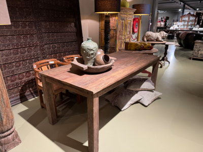 Eettafel teak uniek
