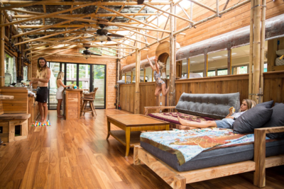 Gestalten boek Surf Shacks Vol. 2